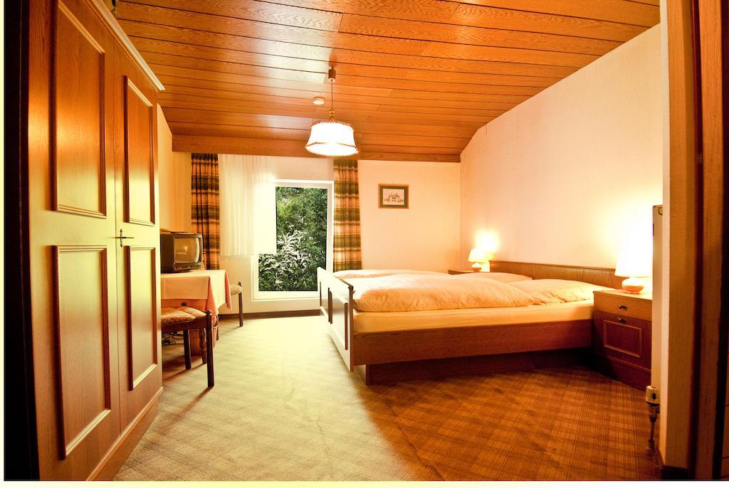 Hotel Schauenburg Tholey Kamer foto